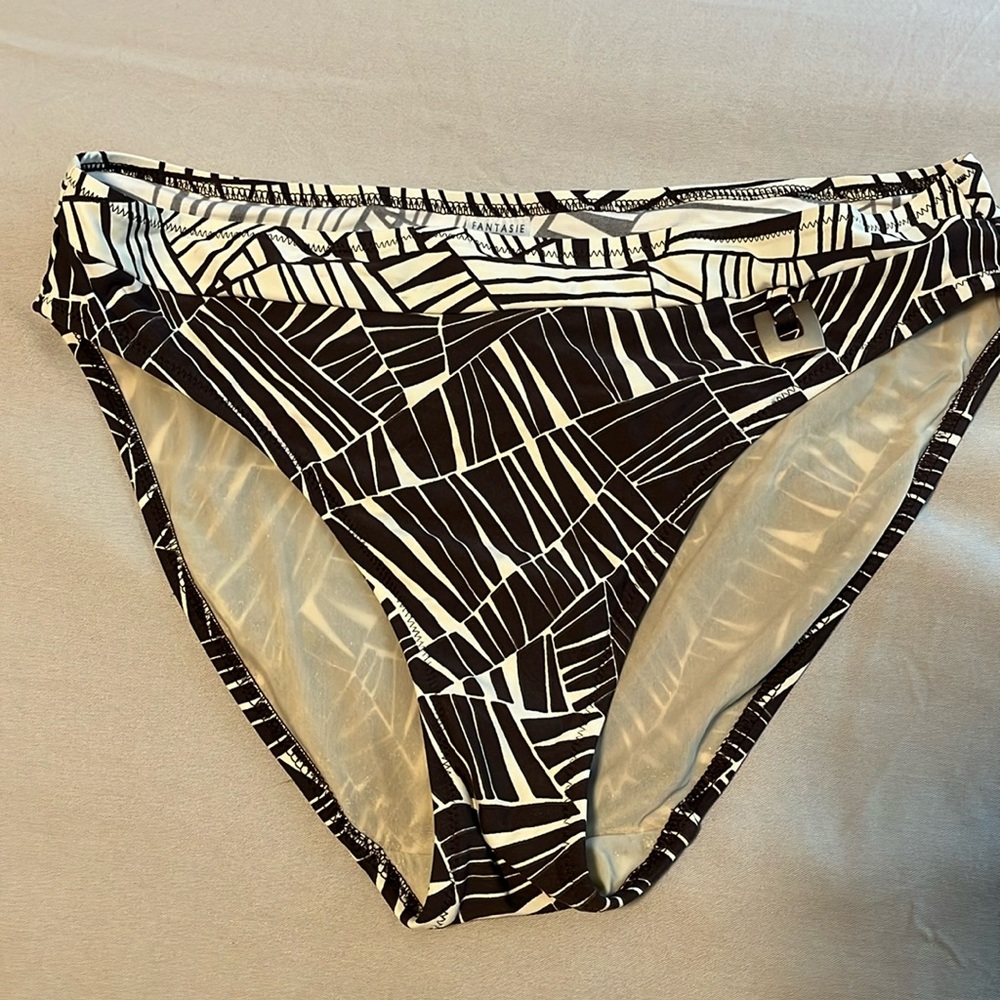 Brown and White Safari Print Bikini bottoms - EUC